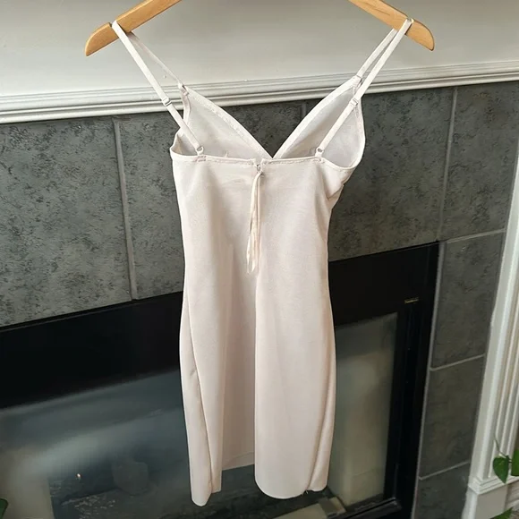 NWOT Babaton slip - Picture 6 of 6